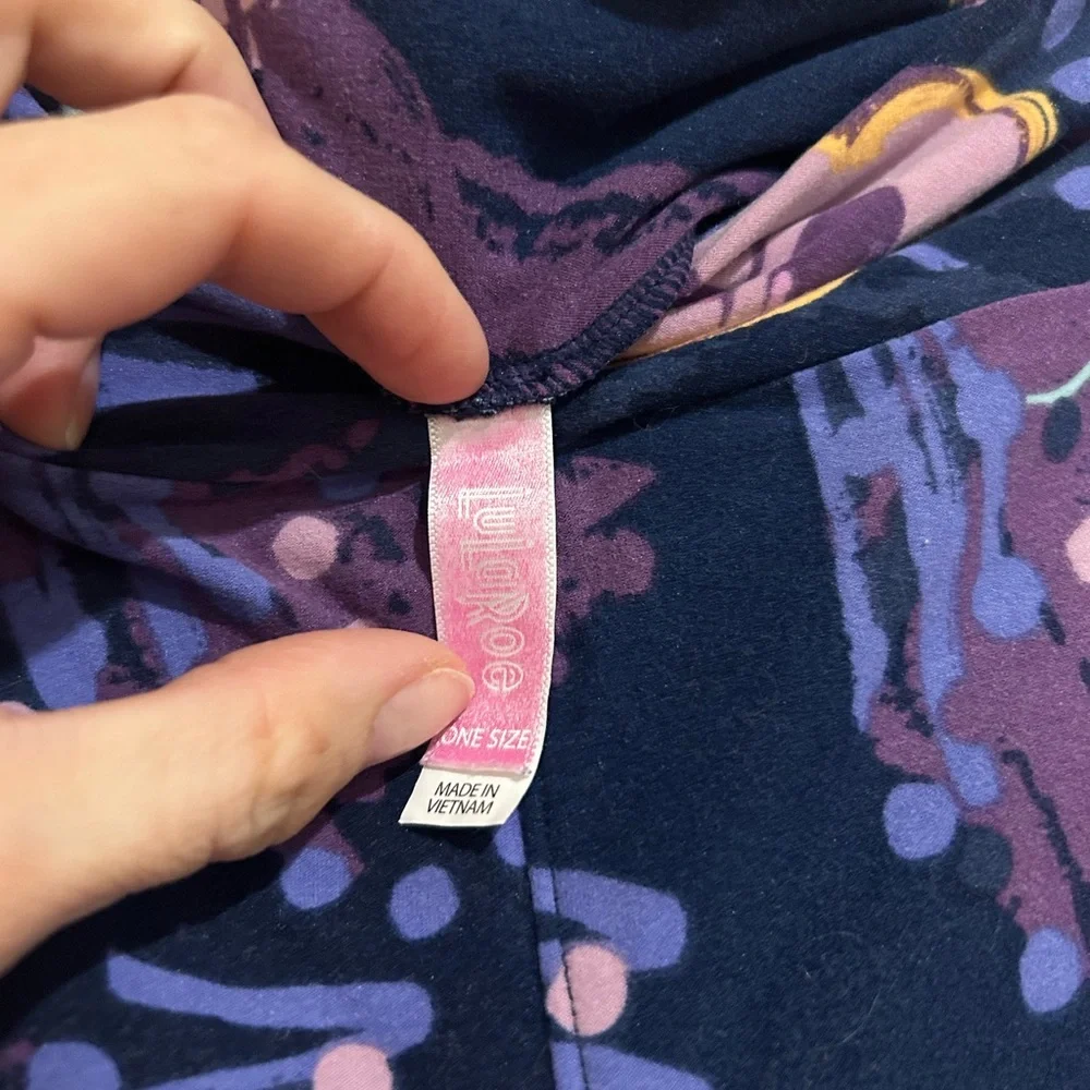 LuLaRoe Minnie Mouse Leggings - Picture 2 of 3